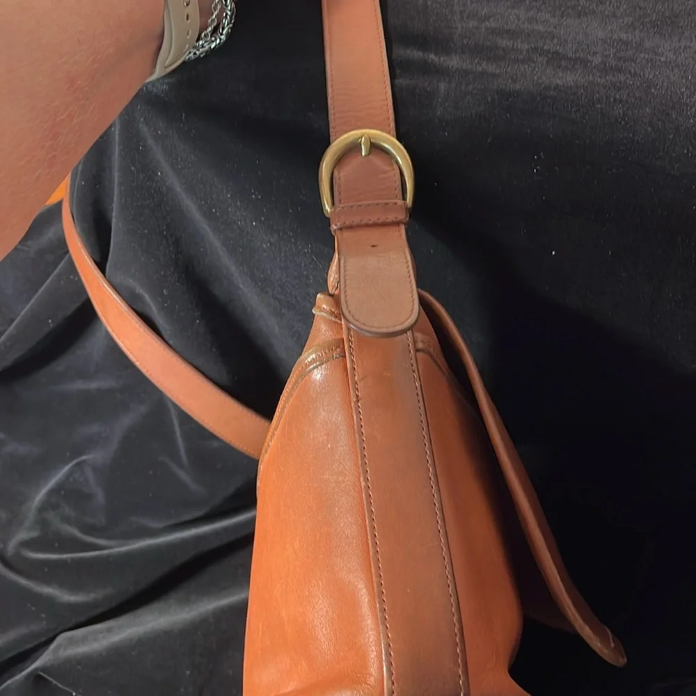 Coach Brown Leather Shoulder Bag - Picture 5 of 11